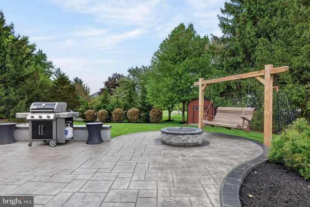 209 HEATHERSTONE WAY, Lancaster, PA 17601