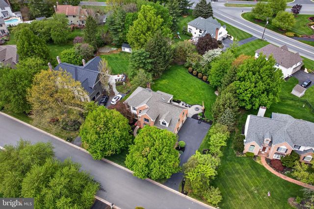 209 HEATHERSTONE WAY, Lancaster, PA 17601