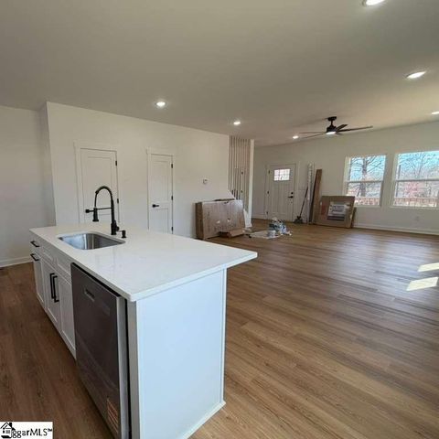 109 Miami Avenue, Greenville, SC 29673