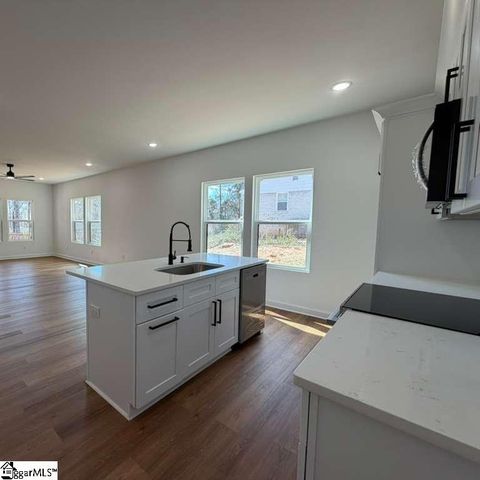 109 Miami Avenue, Greenville, SC 29673