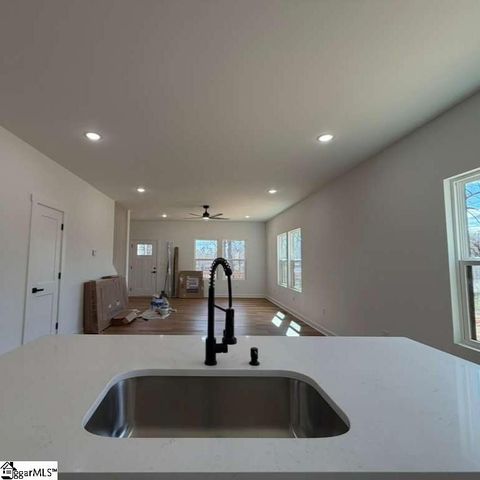 109 Miami Avenue, Greenville, SC 29673