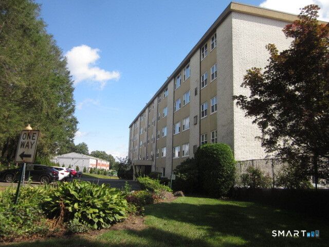 707 Mix Avenue 42, Hamden, CT 06514