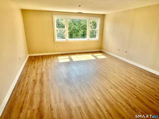 707 Mix Avenue 42, Hamden, CT 06514