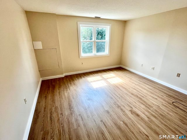 707 Mix Avenue 42, Hamden, CT 06514