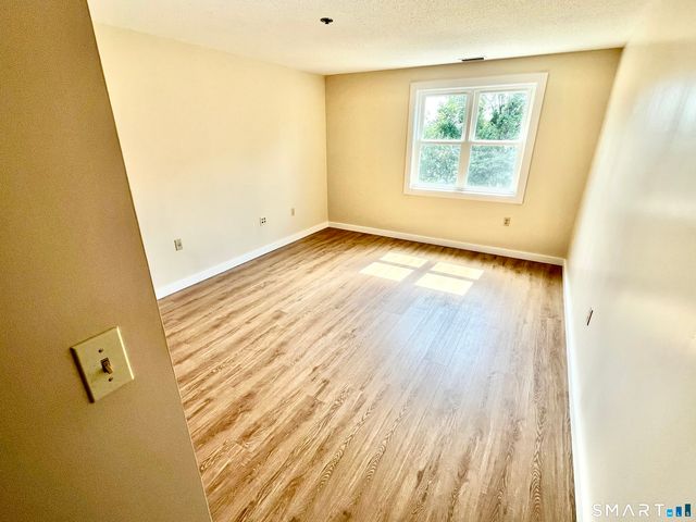 707 Mix Avenue 42, Hamden, CT 06514