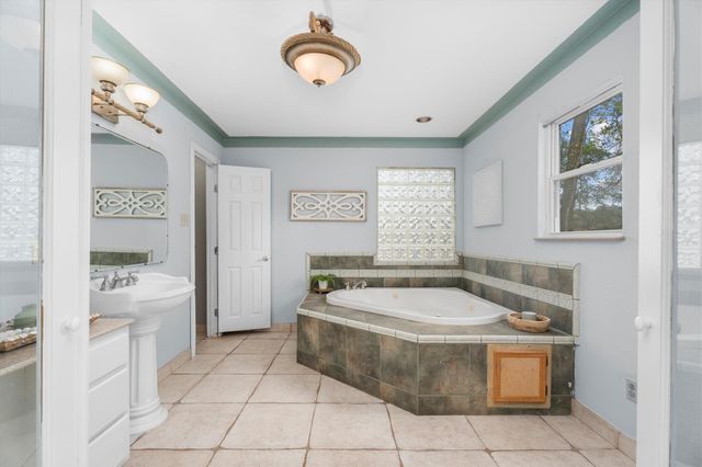 26332 Blackberry Lane, New Caney, TX 77357