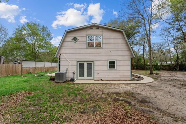 26332 Blackberry Lane, New Caney, TX 77357