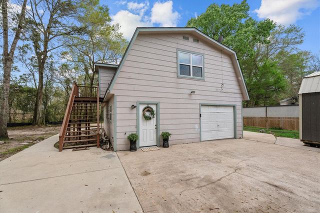 26332 Blackberry Lane, New Caney, TX 77357