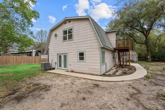 26332 Blackberry Lane, New Caney, TX 77357