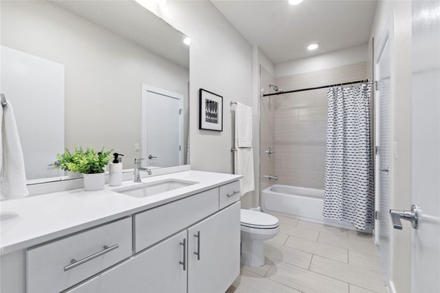 3001 Del Curto RD 35, Austin, TX 78704