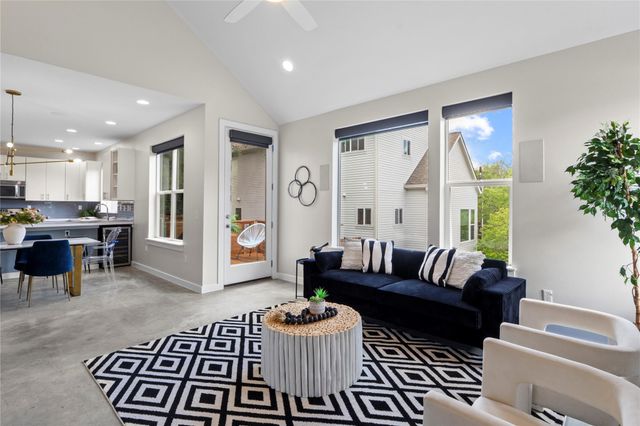 3001 Del Curto RD 35, Austin, TX 78704