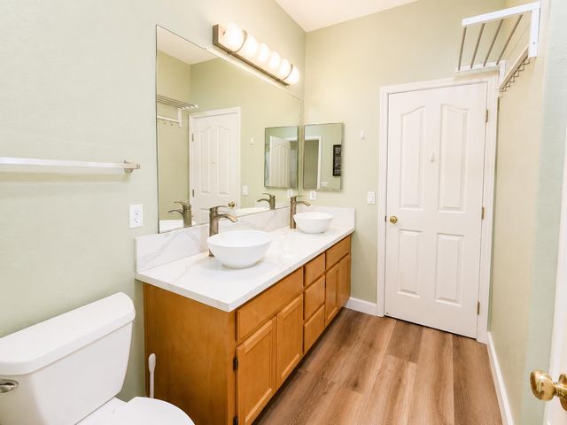 5060 Brimley Way, Sacramento, CA 95835