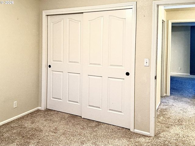 25335 TRINITY St, Veneta, OR 97487