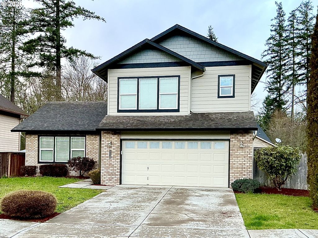 25335 TRINITY St, Veneta, OR 97487