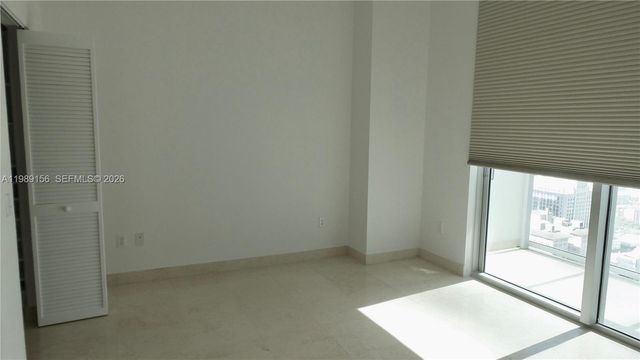 300 S Biscayne Blvd PH-3805, Miami, FL 33131