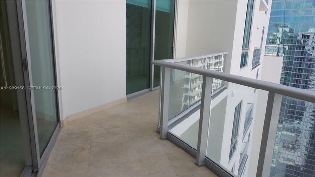 300 S Biscayne Blvd PH-3805, Miami, FL 33131