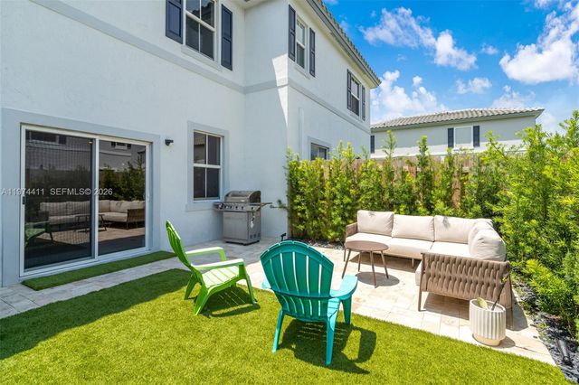 11927 NW 46th St 11927, Coral Springs, FL 33076