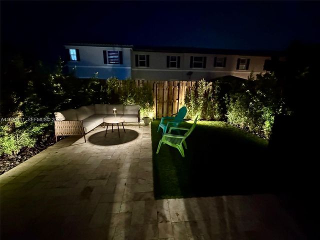 11927 NW 46th St 11927, Coral Springs, FL 33076