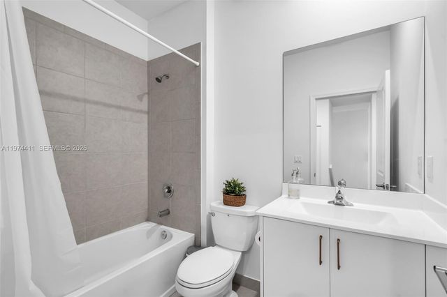 11927 NW 46th St 11927, Coral Springs, FL 33076