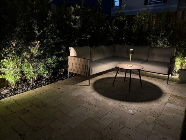 11927 NW 46th St 11927, Coral Springs, FL 33076