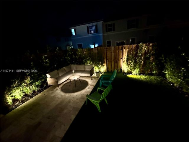 11927 NW 46th St 11927, Coral Springs, FL 33076