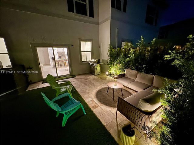 11927 NW 46th St 11927, Coral Springs, FL 33076