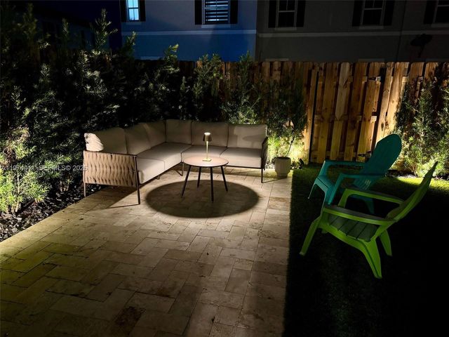 11927 NW 46th St 11927, Coral Springs, FL 33076