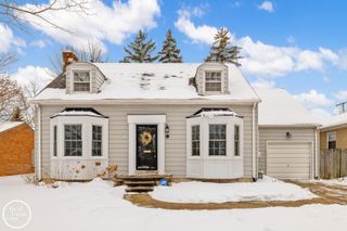 781 LORAINE Street, Grosse Pointe, MI 48230