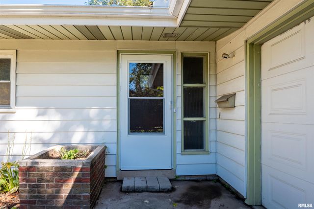 2828 N HARPER Terrace, Peoria, IL 61604