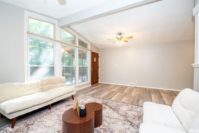 2828 N HARPER Terrace, Peoria, IL 61604