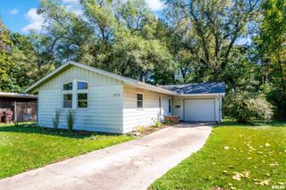 2828 N HARPER Terrace, Peoria, IL 61604
