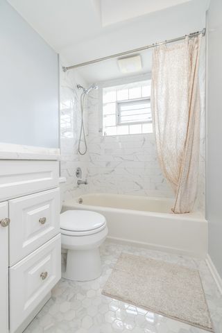 7148 W Addison Street C, Chicago, IL 60634