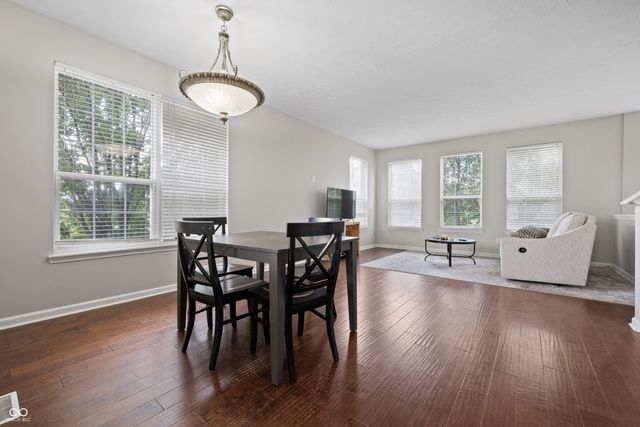 1194 Cavendish Drive, Carmel, IN 46032