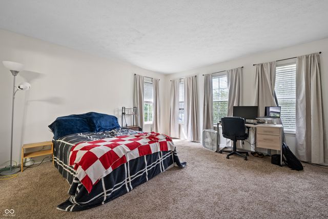 1194 Cavendish Drive, Carmel, IN 46032