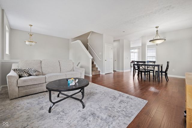 1194 Cavendish Drive, Carmel, IN 46032