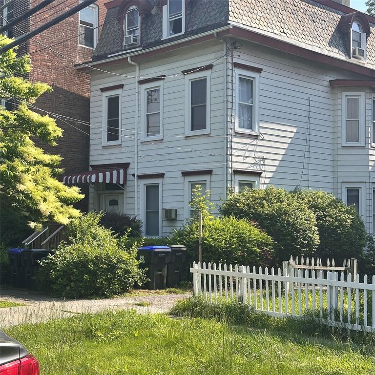 86 S Hamilton Street, Poughkeepsie, NY 12601