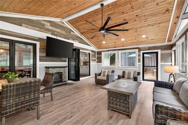 505 Wyncourtney Drive, Sandy Springs, GA 30328