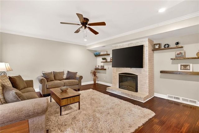 505 Wyncourtney Drive, Sandy Springs, GA 30328
