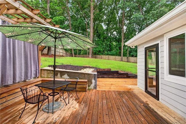 505 Wyncourtney Drive, Sandy Springs, GA 30328