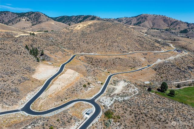 901 Long Drive, Chelan, WA 98816