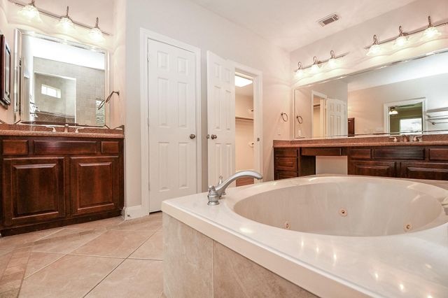 101 Palm Boulevard, Missouri City, TX 77459