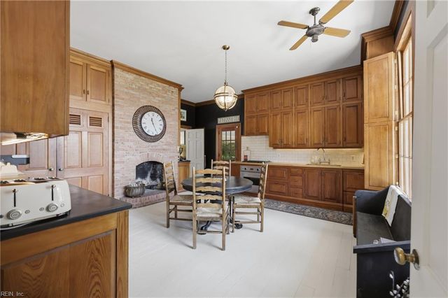 110 N Front ST, Hertford, NC 27944