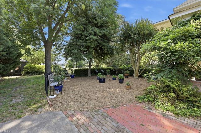 110 N Front ST, Hertford, NC 27944