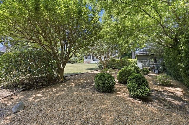 110 N Front ST, Hertford, NC 27944