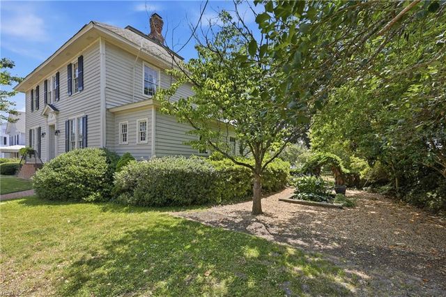 110 N Front ST, Hertford, NC 27944