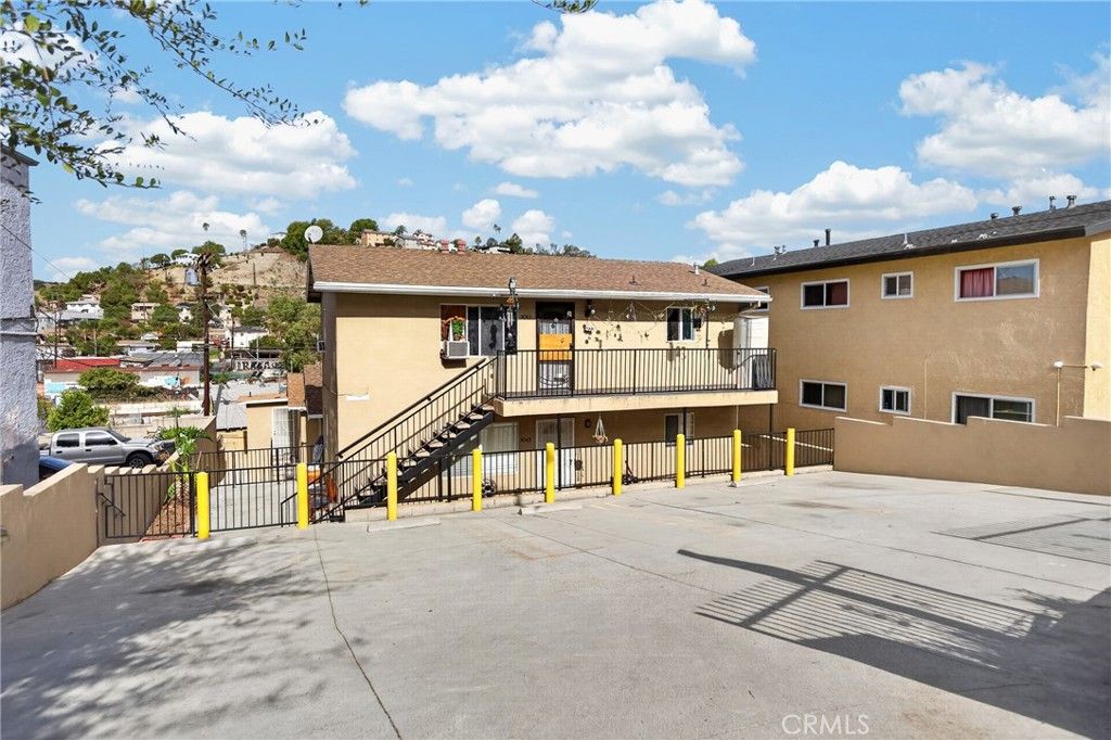 5043 Borland Rd, Los Angeles, CA 90032 — exterior