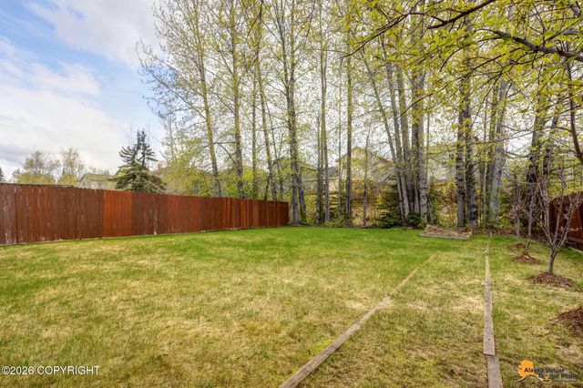 7921 Casey Circle, Anchorage, AK 99507