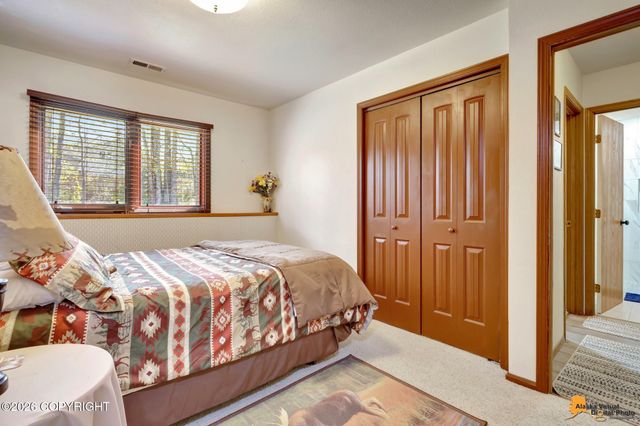 7921 Casey Circle, Anchorage, AK 99507