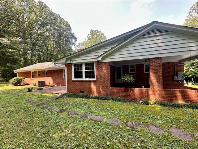 541 Conrad Road, Lewisville, NC 27023