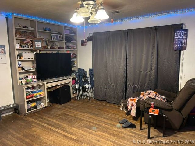 4208 NE Michigan Street, Bartlesville, OK 74006